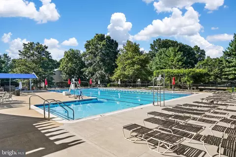 18507 Clovercrest Cir, Olney, MD 20832 photo 48