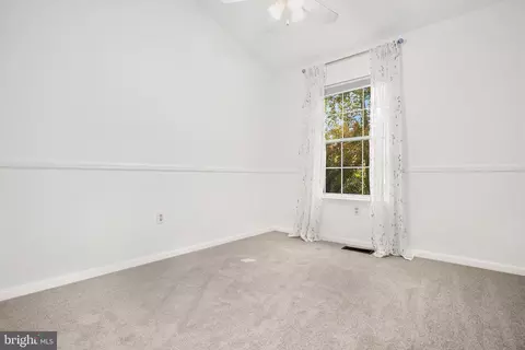 18507 Clovercrest Cir, Olney, MD 20832 photo 27