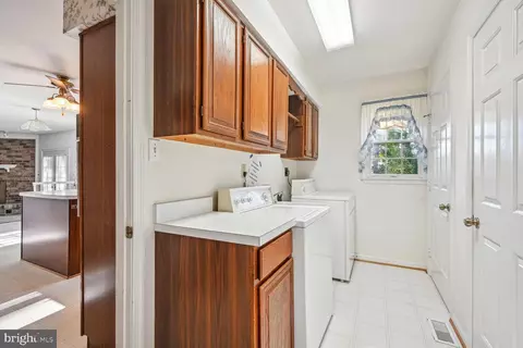 1921 Mayflower Dr, Silver Spring, MD 20905 photo 22