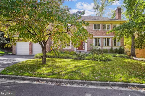 10712 Laurel Leaf Pl, Potomac, MD 20854