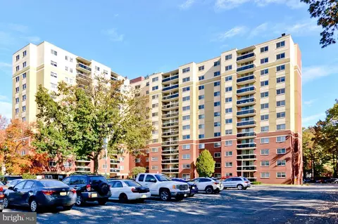 7333 New Hampshire Ave #517W, Takoma Park, MD 20912
