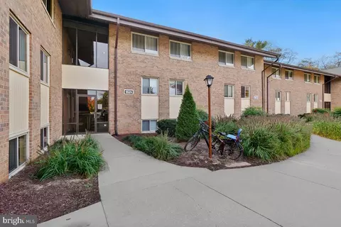18624 Walkers Choice Rd #1, Montgomery Village, MD 20886