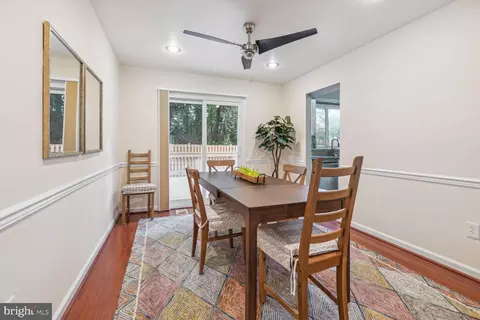 2226 Wimbledon Cir, Silver Spring, MD 20906 photo 4