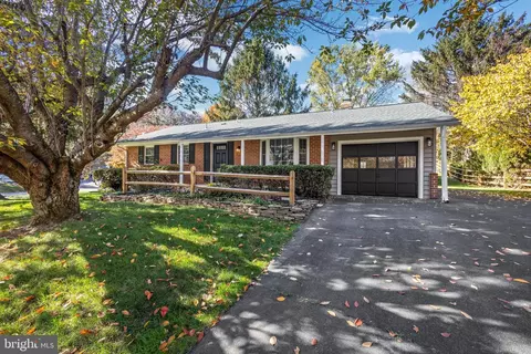 24300 Log House Rd, Gaithersburg, MD 20882