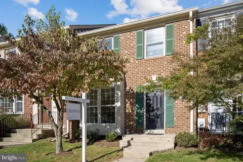 7232 Greentree Rd, Bethesda, MD 20817