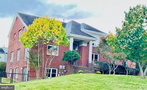 2010 Ballows Way, Silver Spring, MD 20906
