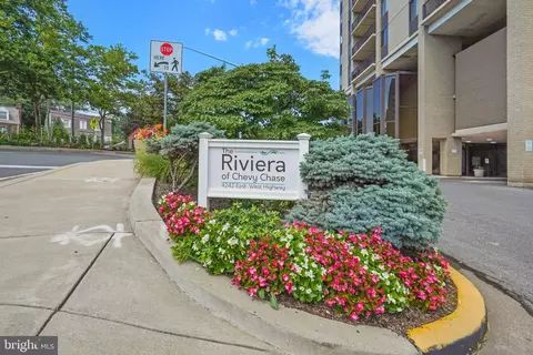 4242 E West Hwy #809, Chevy Chase, MD 20815