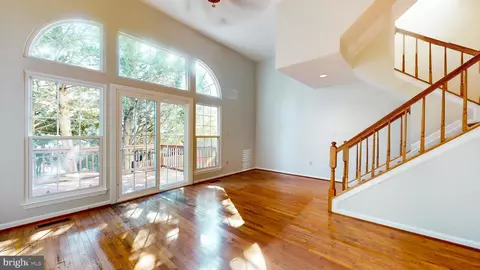 24 Dawn View Ct, Silver Spring, MD 20904 photo 3