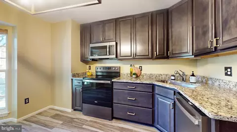 24 Dawn View Ct, Silver Spring, MD 20904 photo 10
