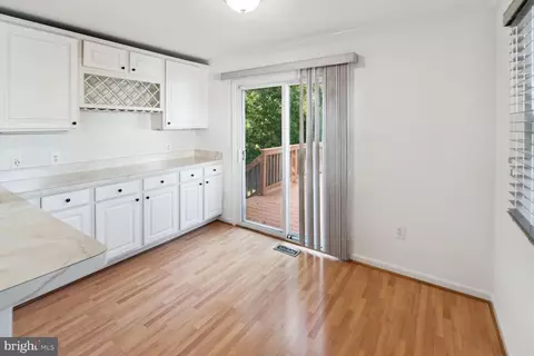4415 Garrett Park Rd, Silver Spring, MD 20906 photo 8