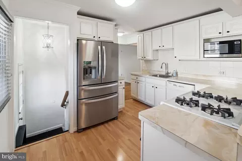 4415 Garrett Park Rd, Silver Spring, MD 20906 photo 9