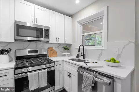 10612 Dunkirk Dr, Silver Spring, MD 20902 photo 8
