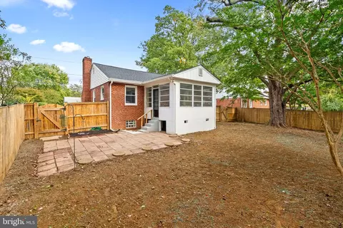 10612 Dunkirk Dr, Silver Spring, MD 20902 photo 38