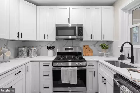 10612 Dunkirk Dr, Silver Spring, MD 20902 photo 11