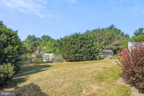2405 Briggs Chaney Rd, Silver Spring, MD 20905 photo 4