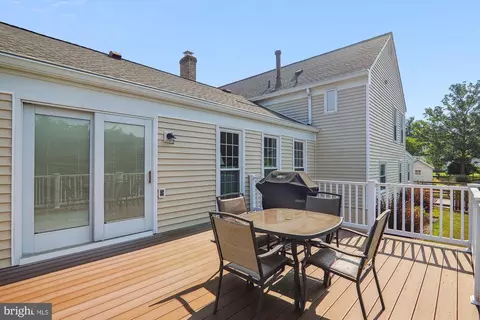 2405 Briggs Chaney Rd, Silver Spring, MD 20905 photo 17