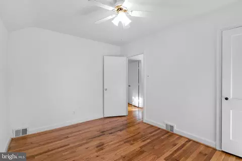 10017 Brookmoor Dr, Silver Spring, MD 20901 photo 24