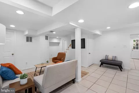 10017 Brookmoor Dr, Silver Spring, MD 20901 photo 33