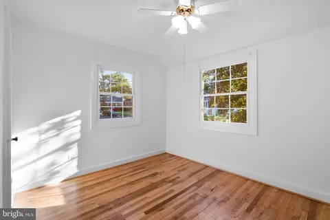 10017 Brookmoor Dr, Silver Spring, MD 20901 photo 23