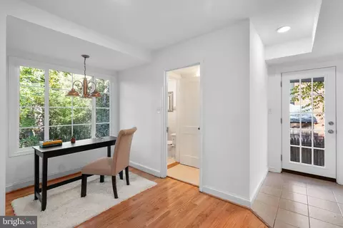 10017 Brookmoor Dr, Silver Spring, MD 20901 photo 14