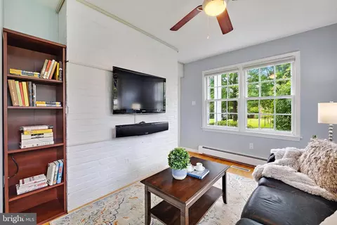 1209 Noyes Dr, Silver Spring, MD 20910 photo 21