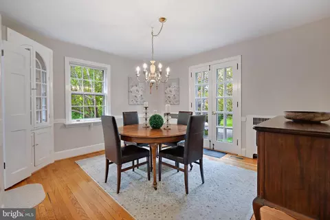 1209 Noyes Dr, Silver Spring, MD 20910 photo 12