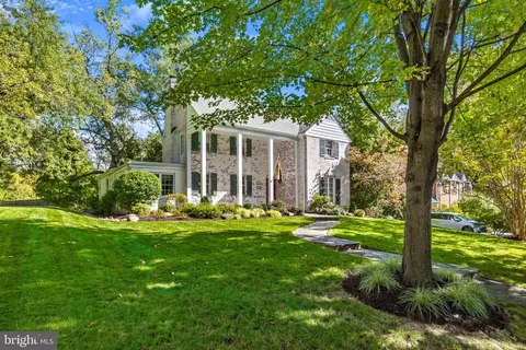 1209 Noyes Dr, Silver Spring, MD 20910 photo 3