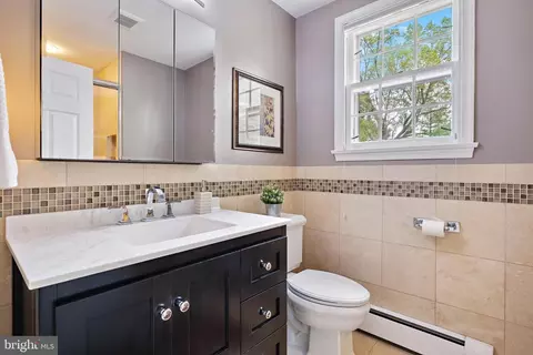 1209 Noyes Dr, Silver Spring, MD 20910 photo 22