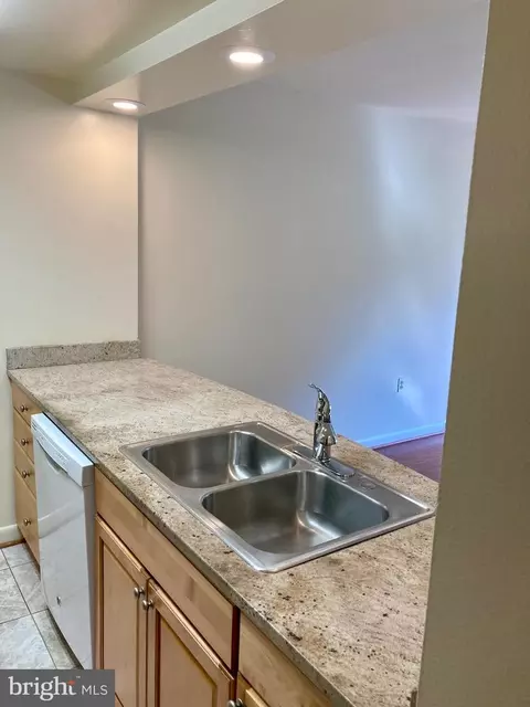 3378 Chiswick Ct #52-1E, Silver Spring, MD 20906 photo 7