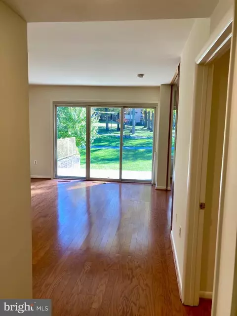 3378 Chiswick Ct #52-1E, Silver Spring, MD 20906 photo 8
