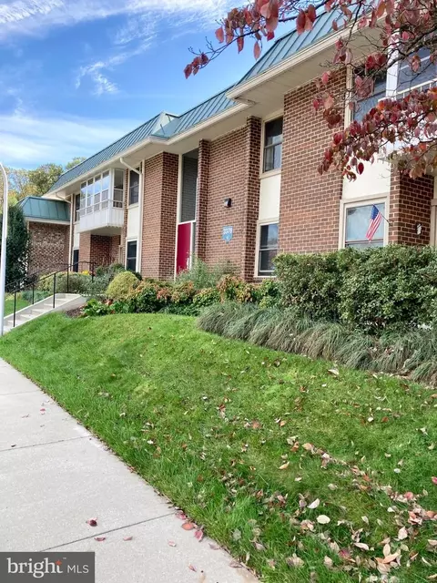 3378 Chiswick Ct #52-1E, Silver Spring, MD 20906