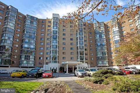 15101 Interlachen Dr #1-817, Silver Spring, MD 20906 photo 2