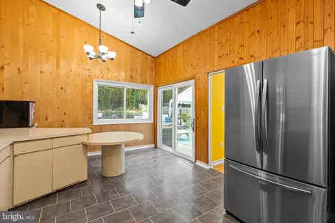 14800 Fireside Dr, Silver Spring, MD 20905 photo 22