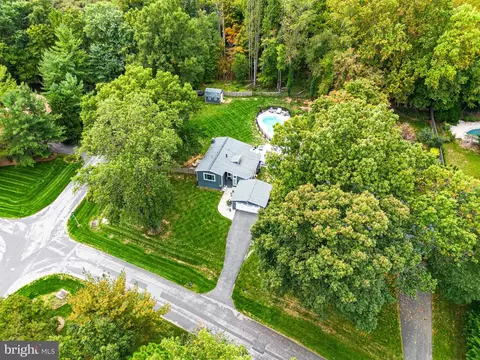 14800 Fireside Dr, Silver Spring, MD 20905 photo 59