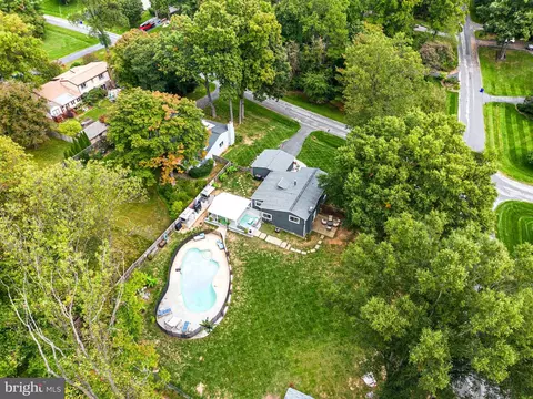 14800 Fireside Dr, Silver Spring, MD 20905 photo 58