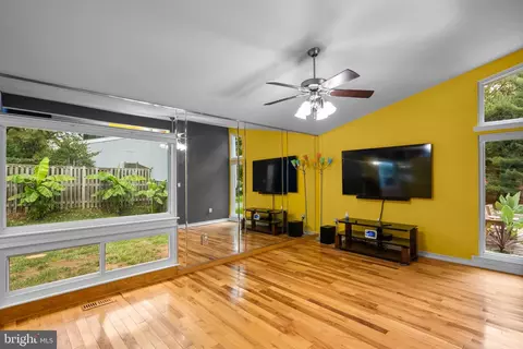 14800 Fireside Dr, Silver Spring, MD 20905 photo 13