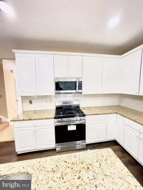 9 White Oak Vista Ct, Silver Spring, MD 20904 photo 7