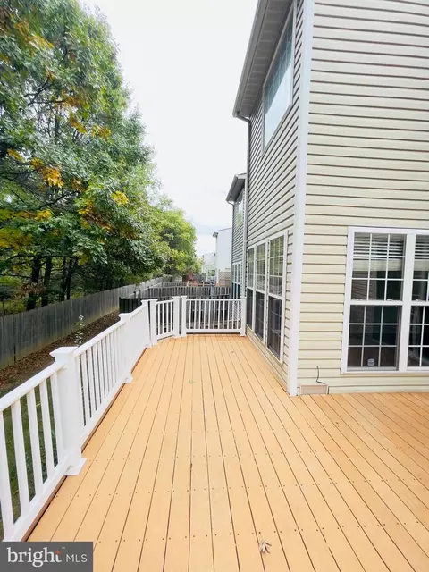 9 White Oak Vista Ct, Silver Spring, MD 20904 photo 9