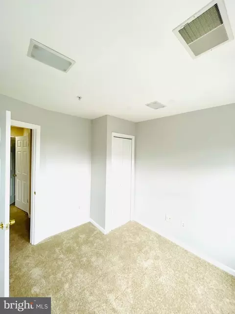 9 White Oak Vista Ct, Silver Spring, MD 20904 photo 16