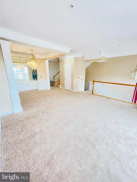 9 White Oak Vista Ct, Silver Spring, MD 20904 photo 3