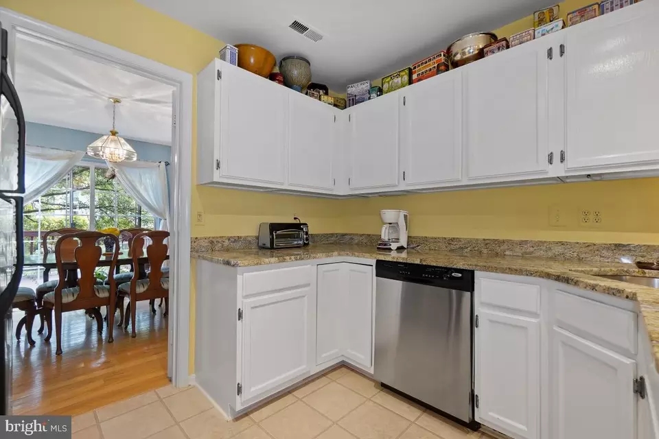  1575 Hugo Cir, Silver Spring, MD 20906 photo 8