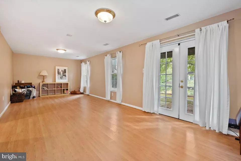  1575 Hugo Cir, Silver Spring, MD 20906 photo 23