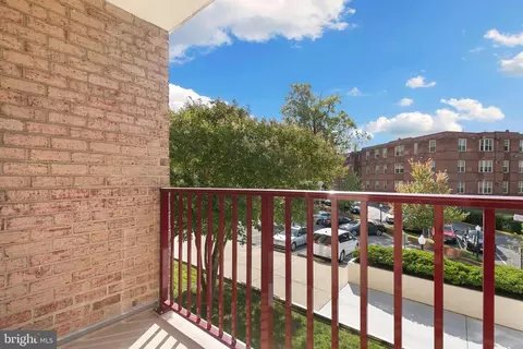 Exterior - 1220 Blair Mill Rd #203, Silver Spring, MD 20910 photo 2 of 3