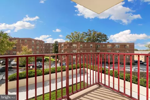 1220 Blair Mill Rd #203, Silver Spring, MD 20910