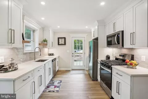 3501 Woodridge Ave, Silver Spring, MD 20902 photo 10
