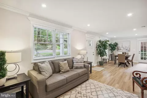3501 Woodridge Ave, Silver Spring, MD 20902 photo 4