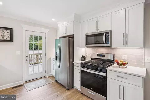 3501 Woodridge Ave, Silver Spring, MD 20902 photo 9