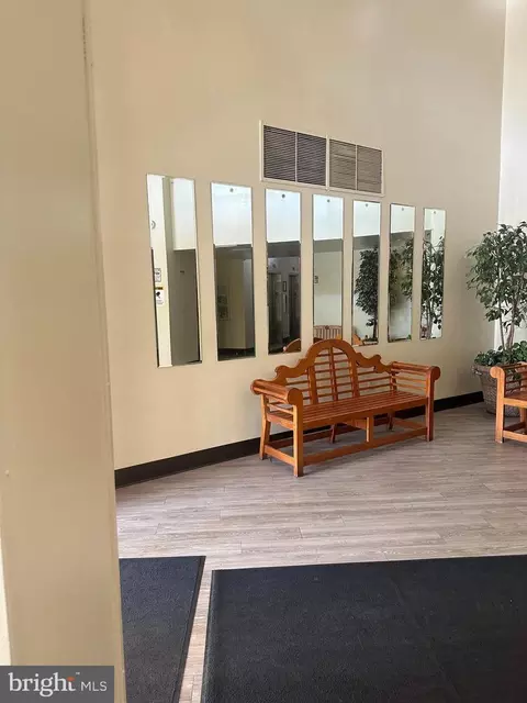 8830 Piney Branch Rd #912, Silver Spring, MD 20903 photo 4