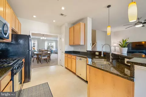 11704 Leesborough Cir, Silver Spring, MD 20902 photo 11