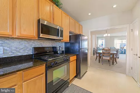 11704 Leesborough Cir, Silver Spring, MD 20902 photo 10